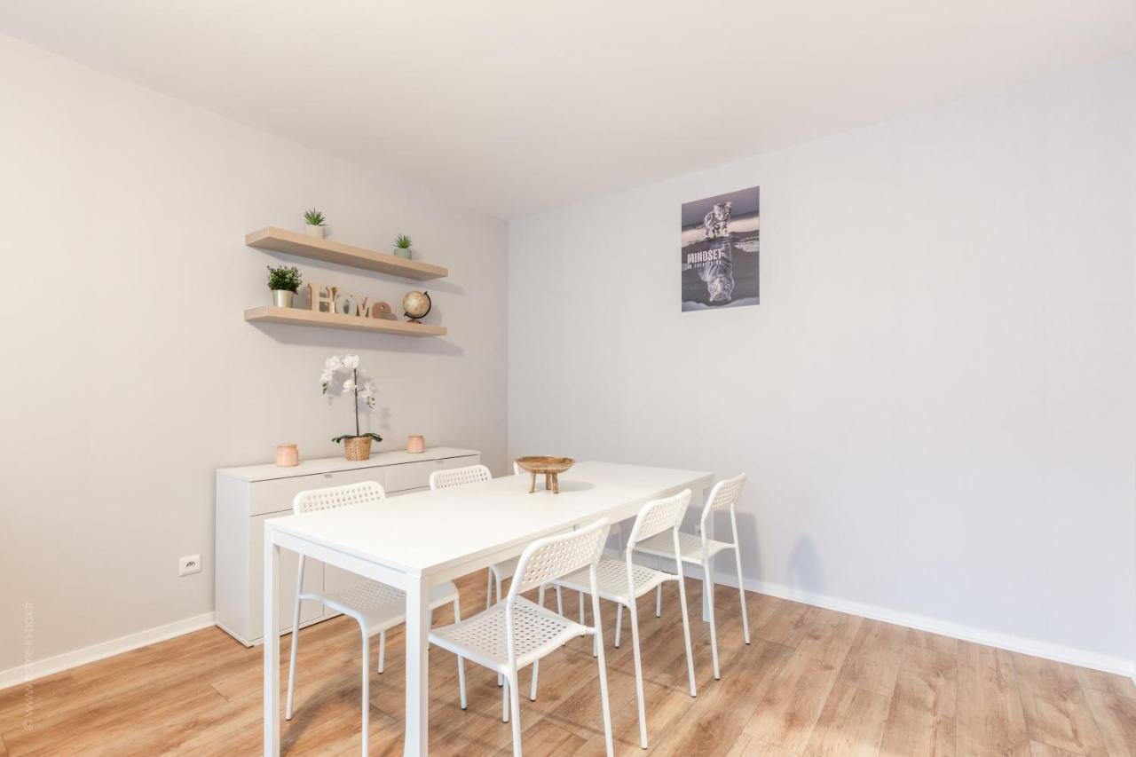 Mindset For 7 - Fairytale Factory Apartment Биси Сен Жорж Екстериор снимка