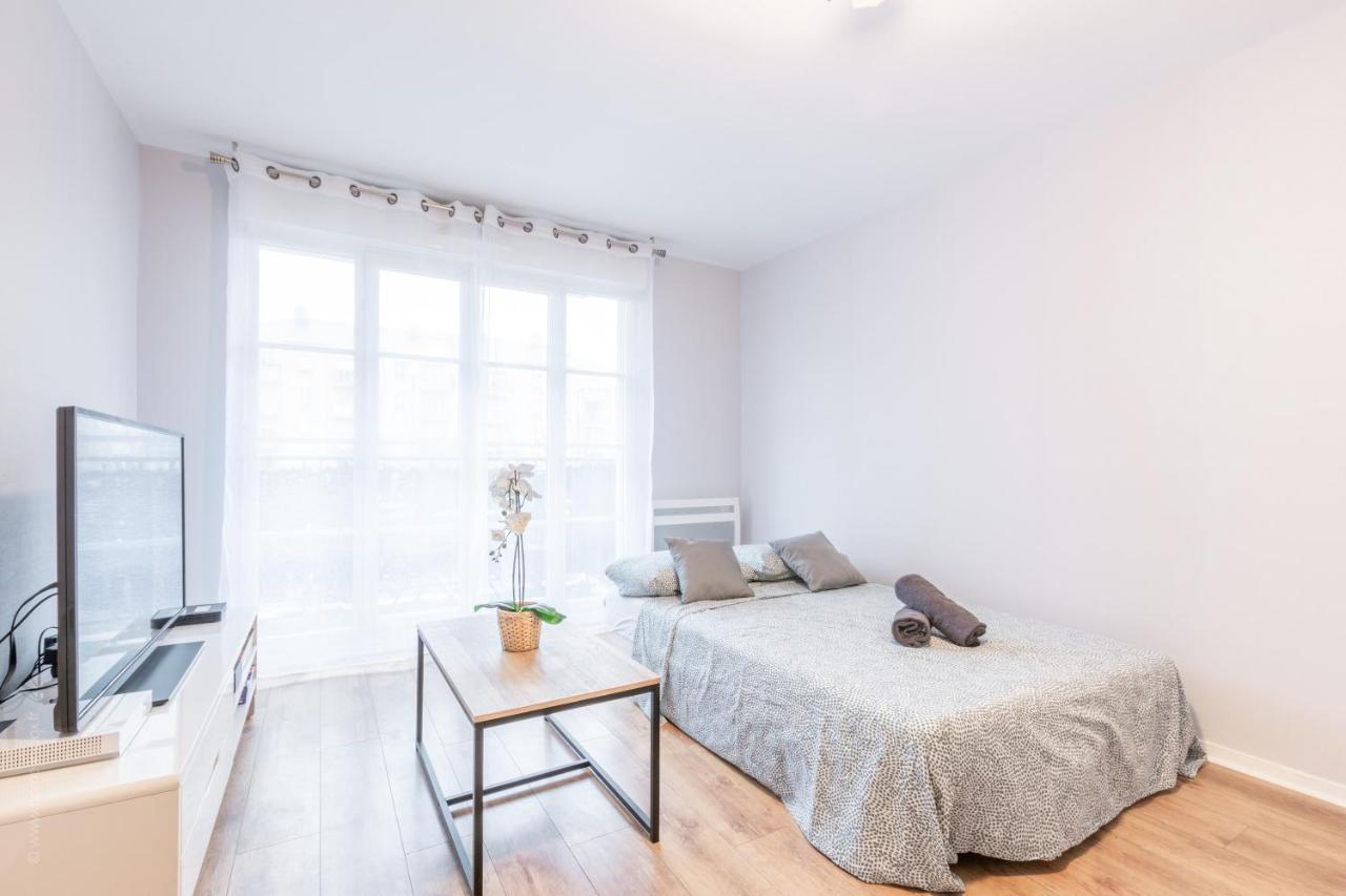 Mindset For 7 - Fairytale Factory Apartment Биси Сен Жорж Екстериор снимка
